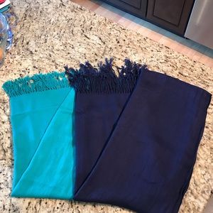 EUC Fashionable scarves, set of 2.